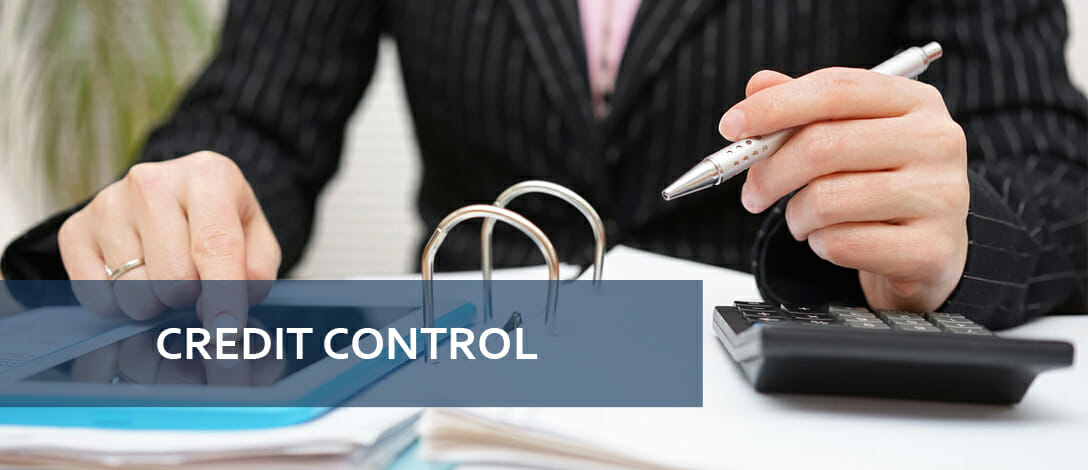 Outsourced credit control: 5 reasons to consider it