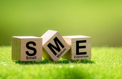SME growth under threat? One third plan to downsize or close