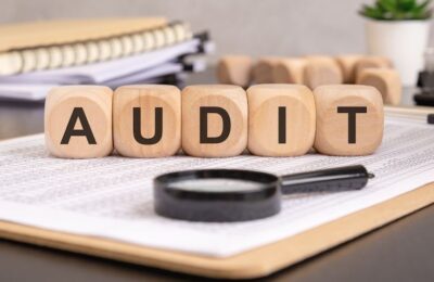 What should a finance director look for in a UK statutory auditor?