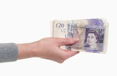 VAT on deposits: when do you need to pay HMRC?